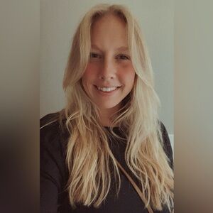 Hey, Poshers!👋🏻💕